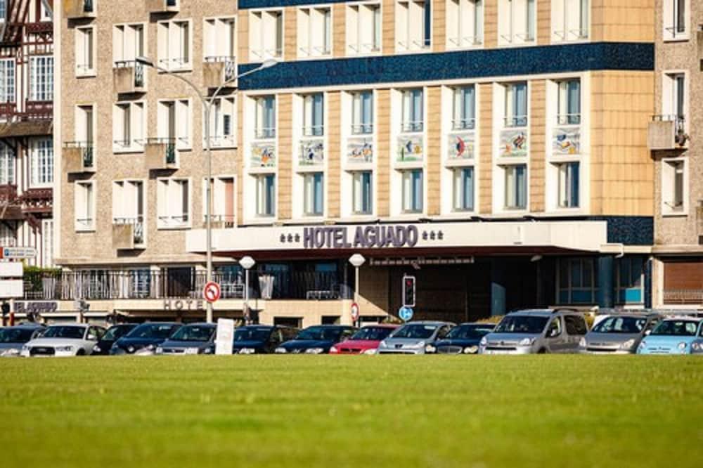 דייפ Hotel Aguado מראה חיצוני תמונה